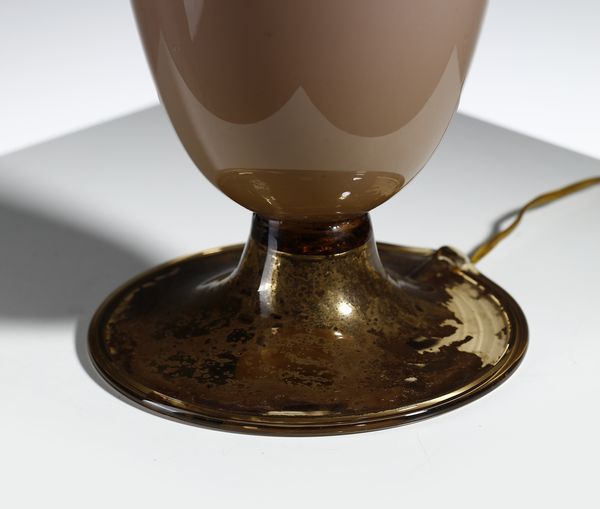 CAPPELLIN M.V.M : Lampada da tavolo  - Asta Asta 393 | DESIGN E ARTI DECORATIVE DEL NOVECENTO Online - Associazione Nazionale - Case d'Asta italiane