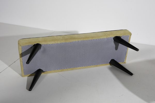 MANIFATTURA ITALIANA : Coppia di panchette  - Asta Asta 393 | DESIGN E ARTI DECORATIVE DEL NOVECENTO Online - Associazione Nazionale - Case d'Asta italiane