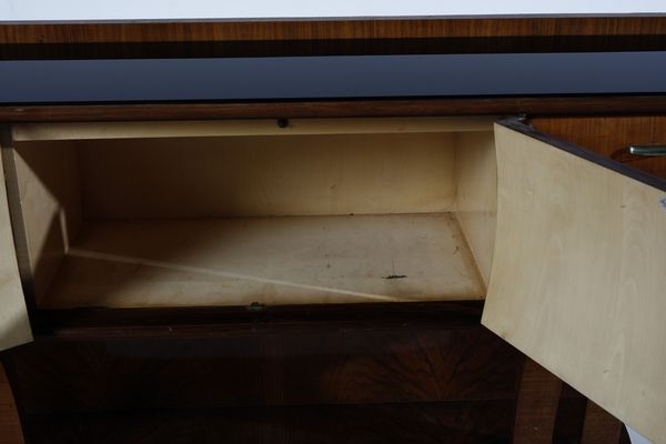 DASSI MOBILI MODERNI : Credenza  - Asta Asta 393 | DESIGN E ARTI DECORATIVE DEL NOVECENTO Online - Associazione Nazionale - Case d'Asta italiane