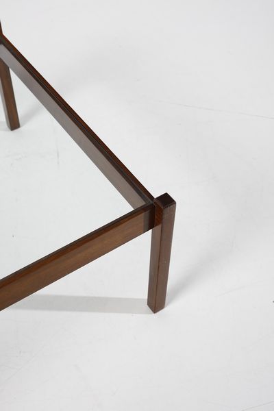 FRATTINI GIANFRANCO (1926 - 2004) : Tavolino da salotto per Cassina, Meda  - Asta Asta 393 | DESIGN E ARTI DECORATIVE DEL NOVECENTO Online - Associazione Nazionale - Case d'Asta italiane