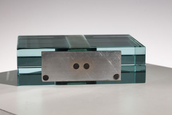 FONTANA ARTE : Vaso soliflore 2392  - Asta Asta 393 | DESIGN E ARTI DECORATIVE DEL NOVECENTO Online - Associazione Nazionale - Case d'Asta italiane