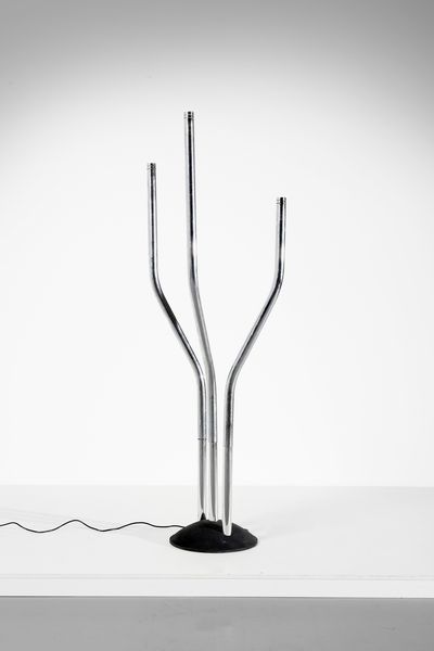 MARTINELLI ELIO (1921 - 2004) : attribuito. Lampada da terra  - Asta Asta 393 | DESIGN E ARTI DECORATIVE DEL NOVECENTO Online - Associazione Nazionale - Case d'Asta italiane