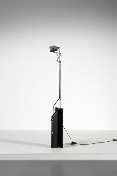CHIGGIO ENNIO (n. 1938) : Lampada da terra MP per Lumenform  - Asta Asta 393 | DESIGN E ARTI DECORATIVE DEL NOVECENTO Online - Associazione Nazionale - Case d'Asta italiane