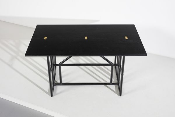 PIERO PALANGE & WERTHER TOFFOLONI : Tavolo consolle apribile per Gervasoni  - Asta Asta 393 | DESIGN E ARTI DECORATIVE DEL NOVECENTO Online - Associazione Nazionale - Case d'Asta italiane