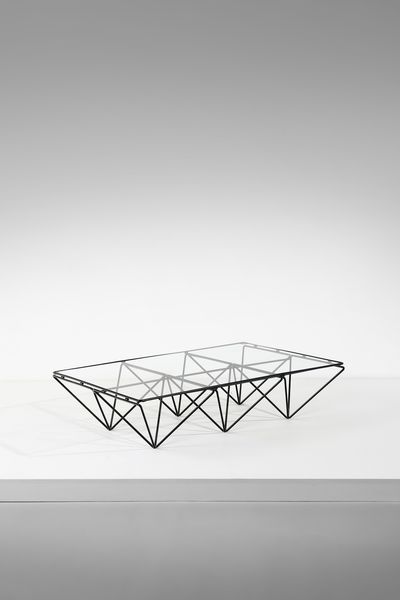 PIVA PAOLO (1950 - 2017) : Tavolino da salotto Alanda per B&B  - Asta Asta 393 | DESIGN E ARTI DECORATIVE DEL NOVECENTO Online - Associazione Nazionale - Case d'Asta italiane