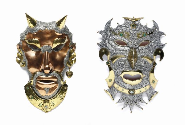 LAZZARINI LUCIANO : Coppia di volti allegorici  - Asta Asta 393 | DESIGN E ARTI DECORATIVE DEL NOVECENTO Online - Associazione Nazionale - Case d'Asta italiane