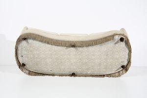 CASA E GIARDINO : Divano  - Asta Asta 393 | DESIGN E ARTI DECORATIVE DEL NOVECENTO Online - Associazione Nazionale - Case d'Asta italiane