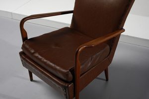 STUDIO TECNICO CASSINA : Coppia di poltrone 401  - Asta Asta 393 | DESIGN E ARTI DECORATIVE DEL NOVECENTO Online - Associazione Nazionale - Case d'Asta italiane