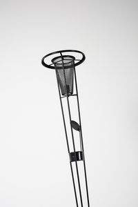 NAVA PAOLO (n. 1943) : Lampada da terra Aria per Antonangeli  - Asta Asta 393 | DESIGN E ARTI DECORATIVE DEL NOVECENTO Online - Associazione Nazionale - Case d'Asta italiane