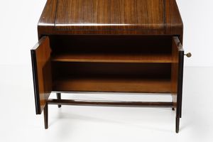 BUFFA PAOLO (1903 - 1970) : attribuito. Mobile da soggiorno  - Asta Asta 393 | DESIGN E ARTI DECORATIVE DEL NOVECENTO Online - Associazione Nazionale - Case d'Asta italiane