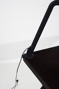 GRUPPO BBPR (n. 1932) : Scrivania con lampada serie Arco per Olivetti  - Asta Asta 393 | DESIGN E ARTI DECORATIVE DEL NOVECENTO Online - Associazione Nazionale - Case d'Asta italiane