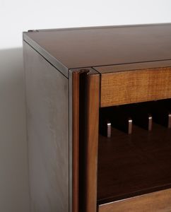 MANGIAROTTI ANGELO (1921 - 2012) : Coppia di credenze 4D  per Molteni  - Asta Asta 393 | DESIGN E ARTI DECORATIVE DEL NOVECENTO Online - Associazione Nazionale - Case d'Asta italiane