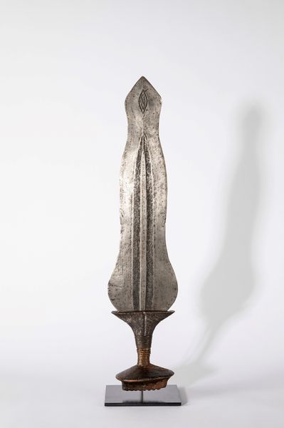 NGALA,, : Coltello ornamentale  - Asta Forme tradizionali africane - Associazione Nazionale - Case d'Asta italiane