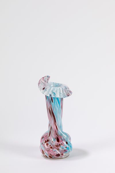 Piccolo vaso in vetro screziato, Murano secolo XX  - Asta Incanti d'arte - Associazione Nazionale - Case d'Asta italiane