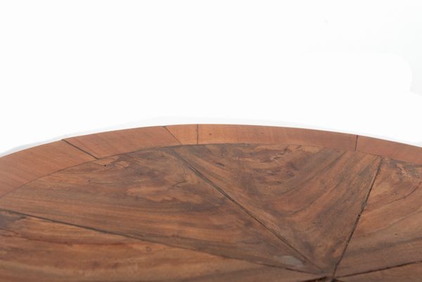 Gueridon in legno, secolo XIX  - Asta Incanti d'arte - Associazione Nazionale - Case d'Asta italiane