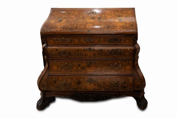 Ribalta in legno riccamente intarsiato, Olanda secolo XVIII  - Asta Incanti d'arte - Associazione Nazionale - Case d'Asta italiane