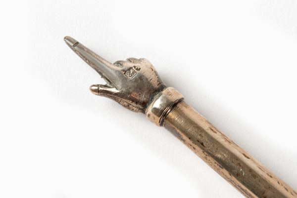 Yad in argento, Russia secolo XIX  - Asta Incanti d'arte - Associazione Nazionale - Case d'Asta italiane