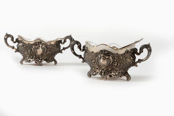 Coppia di saliere in argento, Germania fine secolo XIX - inizi secolo XX  - Asta Incanti d'arte - Associazione Nazionale - Case d'Asta italiane