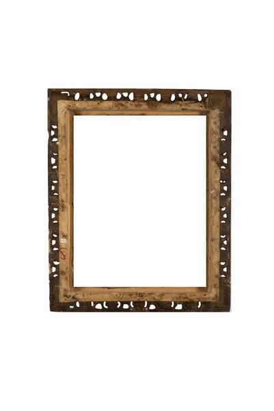 Cornice in legno intagliato e dorato, secolo XVII  - Asta Incanti d'arte - Associazione Nazionale - Case d'Asta italiane