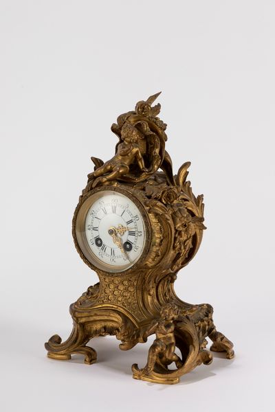Pendola da tavolo in bronzo dorato, secolo XIX  - Asta Incanti d'arte - Associazione Nazionale - Case d'Asta italiane