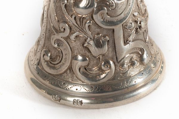 Lotto composto da dieci campanelli in argento, secoli XIX - XX  - Asta Incanti d'arte - Associazione Nazionale - Case d'Asta italiane