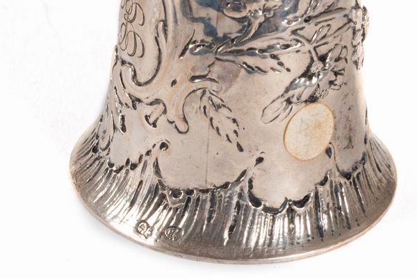 Lotto composto da sei campanelli in argento, Paesi Bassi secolo XIX-XX  - Asta Incanti d'arte - Associazione Nazionale - Case d'Asta italiane