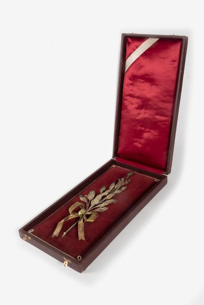 Tralcio di alloro in argento, secolo XX  - Asta Incanti d'arte - Associazione Nazionale - Case d'Asta italiane