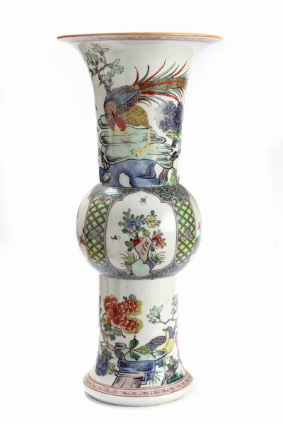 Coppia di vasi in porcellana policroma, Cina, secolo XIX  - Asta Incanti d'arte - Associazione Nazionale - Case d'Asta italiane