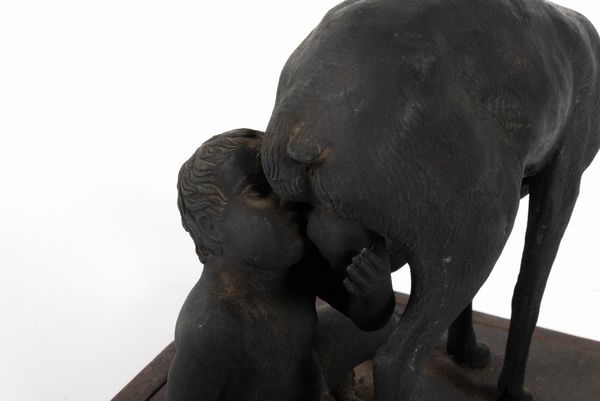 Scultura in bronzo raffigurante cerbiatta che allatta un bambino, secolo XX  - Asta Incanti d'arte - Associazione Nazionale - Case d'Asta italiane