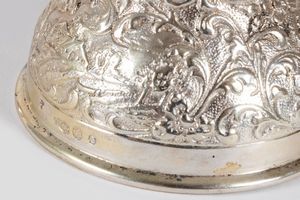 Lotto composto da sei campanelli in argento, Paesi Bassi secolo XIX-XX  - Asta Incanti d'arte - Associazione Nazionale - Case d'Asta italiane