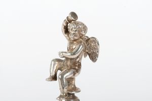 Lotto composto da tre campanelli in bronzo, secolo XIX  - Asta Incanti d'arte - Associazione Nazionale - Case d'Asta italiane