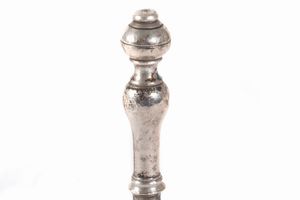 Lotto composto da cinque campanelli in argento, Italia secoli XVIII-XIX  - Asta Incanti d'arte - Associazione Nazionale - Case d'Asta italiane