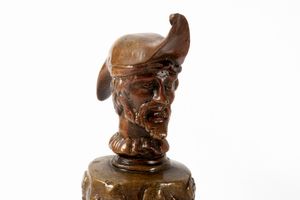 Lotto composto da otto campanelli in metallo e legno, inizio secolo XX  - Asta Incanti d'arte - Associazione Nazionale - Case d'Asta italiane