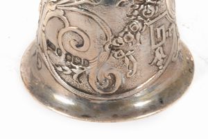 Lotto composto da undici campanelli in argento, Inghilterra secoli XIX-XX  - Asta Incanti d'arte - Associazione Nazionale - Case d'Asta italiane