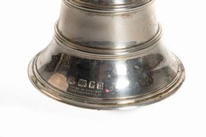 Due campanelli in argento, Londra, Inghilterra secolo XX  - Asta Incanti d'arte - Associazione Nazionale - Case d'Asta italiane