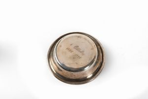 Lotto composto da dieci campanelli in argento, secolo XX  - Asta Incanti d'arte - Associazione Nazionale - Case d'Asta italiane