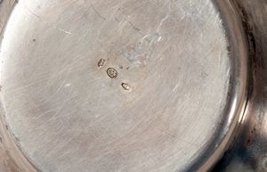 Lotto composto da un bacile e un porta ghiaccio in argento, secolo XX  - Asta Incanti d'arte - Associazione Nazionale - Case d'Asta italiane