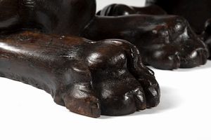 Coppia di chimere in legno a patina scura, secolo XIX  - Asta Incanti d'arte - Associazione Nazionale - Case d'Asta italiane