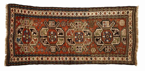 KARABAGH : Tappeto con gul ad animali  - Asta Asta 395 | ARTE ANTICA E DEL XIX SECOLO Online - Associazione Nazionale - Case d'Asta italiane