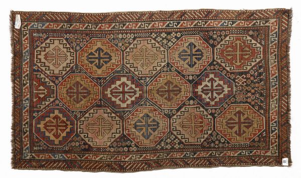 CAUCASO, XIX SECOLO : Tappeto Gandje disegno Mogan  - Asta Asta 395 | ARTE ANTICA E DEL XIX SECOLO Online - Associazione Nazionale - Case d'Asta italiane