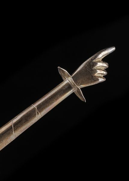 ARGENTIERE RUSSO DEL XIX SECOLO : Yad Torah con inserti in ametista  - Asta Asta 395 | ARTE ANTICA E DEL XIX SECOLO Online - Associazione Nazionale - Case d'Asta italiane