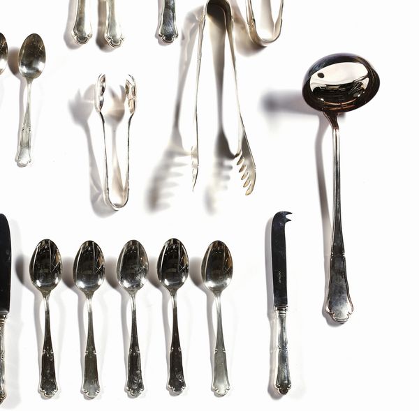 ARGENTIERE ITALIANO DEL XX SECOLO : Servizio miscellaneo di posate in argento da 12 (217 pezzi)  - Asta Asta 395 | ARTE ANTICA E DEL XIX SECOLO Online - Associazione Nazionale - Case d'Asta italiane