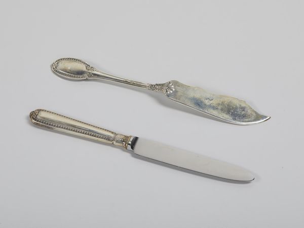 ARGENTIERE ITALIANO DEL XX SECOLO : Servizio miscellaneo di posate in argento da 12 (106 pezzi)  - Asta Asta 395 | ARTE ANTICA E DEL XIX SECOLO Online - Associazione Nazionale - Case d'Asta italiane