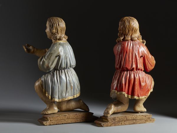 SCULTORE ITALIANO DEL XVIII SECOLO : Coppia di angeli annuncianti in legno policromo  - Asta Asta 395 | ARTE ANTICA E DEL XIX SECOLO Online - Associazione Nazionale - Case d'Asta italiane