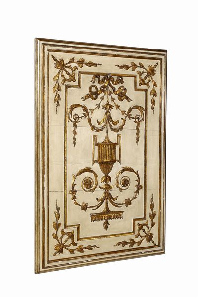 MANIFATTURA DEL XVIII-XIX SECOLO : Pannello in legno intagliato a decori vegetali, parzialmente dorato e laccato  - Asta Asta 395 | ARTE ANTICA E DEL XIX SECOLO Online - Associazione Nazionale - Case d'Asta italiane