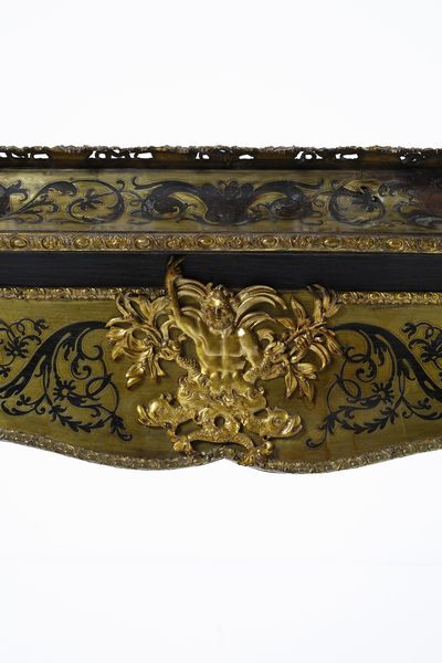 MANIFATTURA FRANCESE DEL XIX-XX SECOLO : Fioriera in stile Boulle in legno ebanizzato e lastronato in ottone, con applicazioni in bronzo dorato e gambe arcuate  - Asta Asta 395 | ARTE ANTICA E DEL XIX SECOLO Online - Associazione Nazionale - Case d'Asta italiane