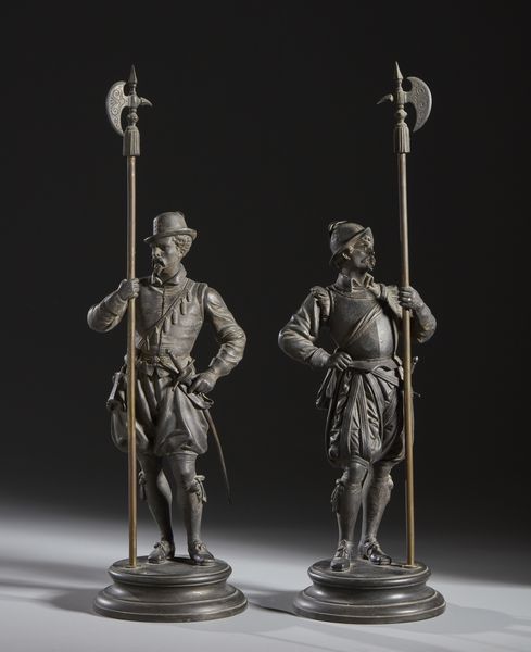 BRONZISTA DEL XIX-XX SECOLO : Coppia di armigeri in abiti rinascimentali  - Asta Asta 395 | ARTE ANTICA E DEL XIX SECOLO Online - Associazione Nazionale - Case d'Asta italiane