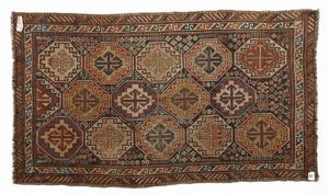 CAUCASO, XIX SECOLO : Tappeto Gandje disegno Mogan  - Asta Asta 395 | ARTE ANTICA E DEL XIX SECOLO Online - Associazione Nazionale - Case d'Asta italiane