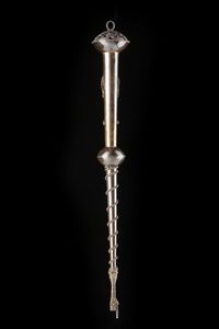 ARGENTIERE RUSSO DEL XIX SECOLO : Yad Torah con stemma imperiale russo.  - Asta Asta 395 | ARTE ANTICA E DEL XIX SECOLO Online - Associazione Nazionale - Case d'Asta italiane