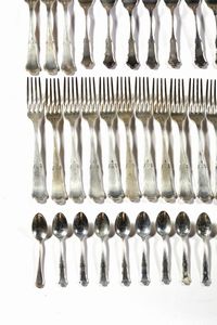 ARGENTIERE ITALIANO DEL XX SECOLO : Servizio miscellaneo di posate in argento da 12 (217 pezzi)  - Asta Asta 395 | ARTE ANTICA E DEL XIX SECOLO Online - Associazione Nazionale - Case d'Asta italiane